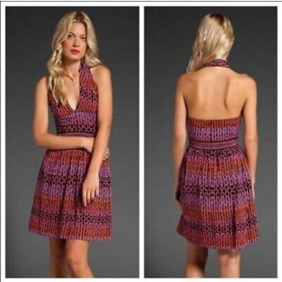 Trina Turk Campania Silk Halter Dress Sz 4 V neck or Keyhole - Picture 1 of 12